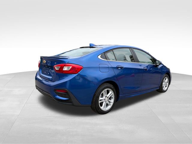Used 2016 Chevrolet Cruze LT w/ Convenience Package FWD image 3