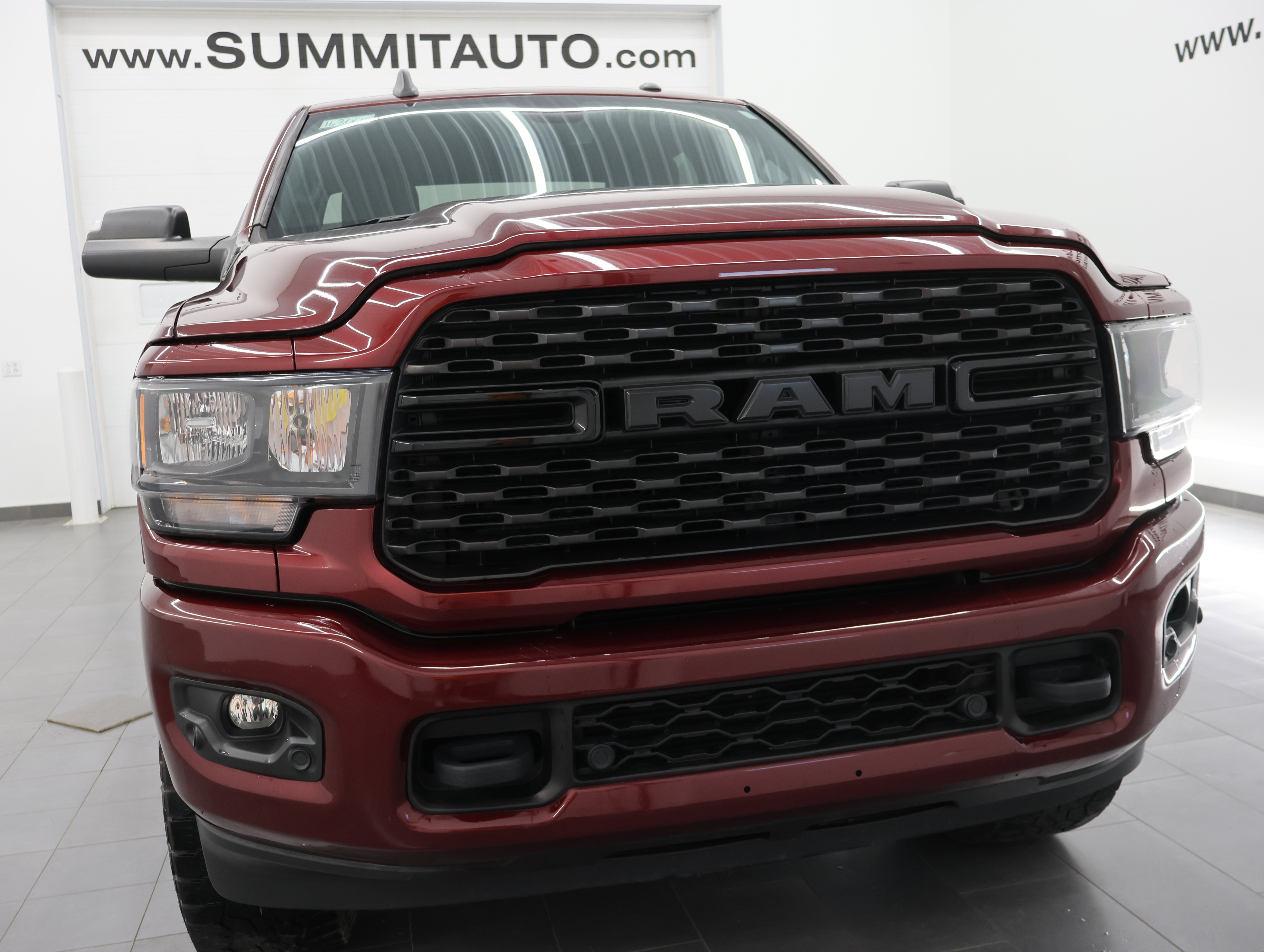 Used 2022 RAM 2500 Big Horn w/ Night Edition AWD/4WD image 21
