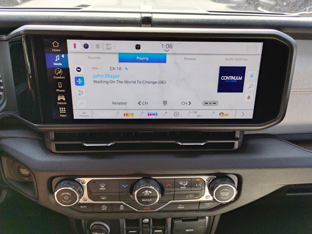 New 2025 Jeep Wrangler Sport S image 23