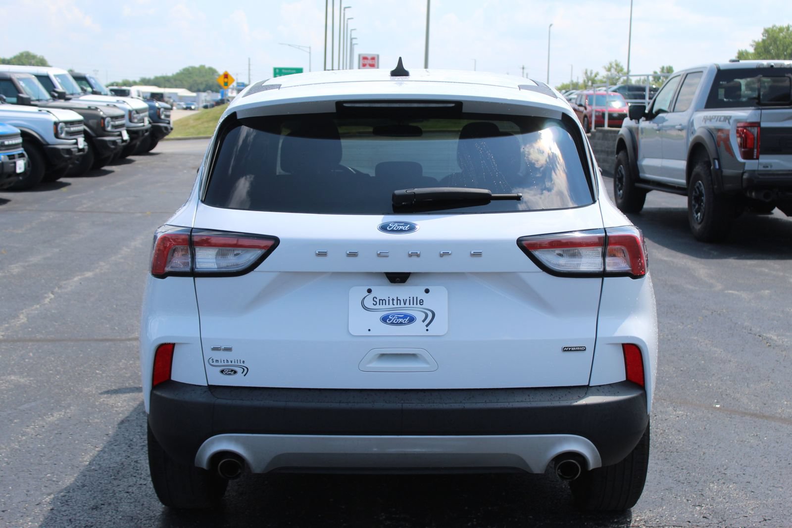 Used 2020 Ford Escape SE Sport FWD image 4