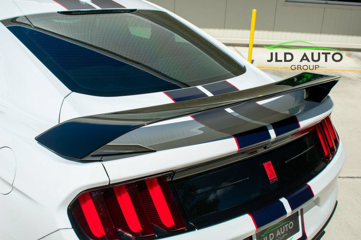 Used 2019 Ford Mustang Shelby GT350R w/ GT350R Equipment Group 920A RWD image 38