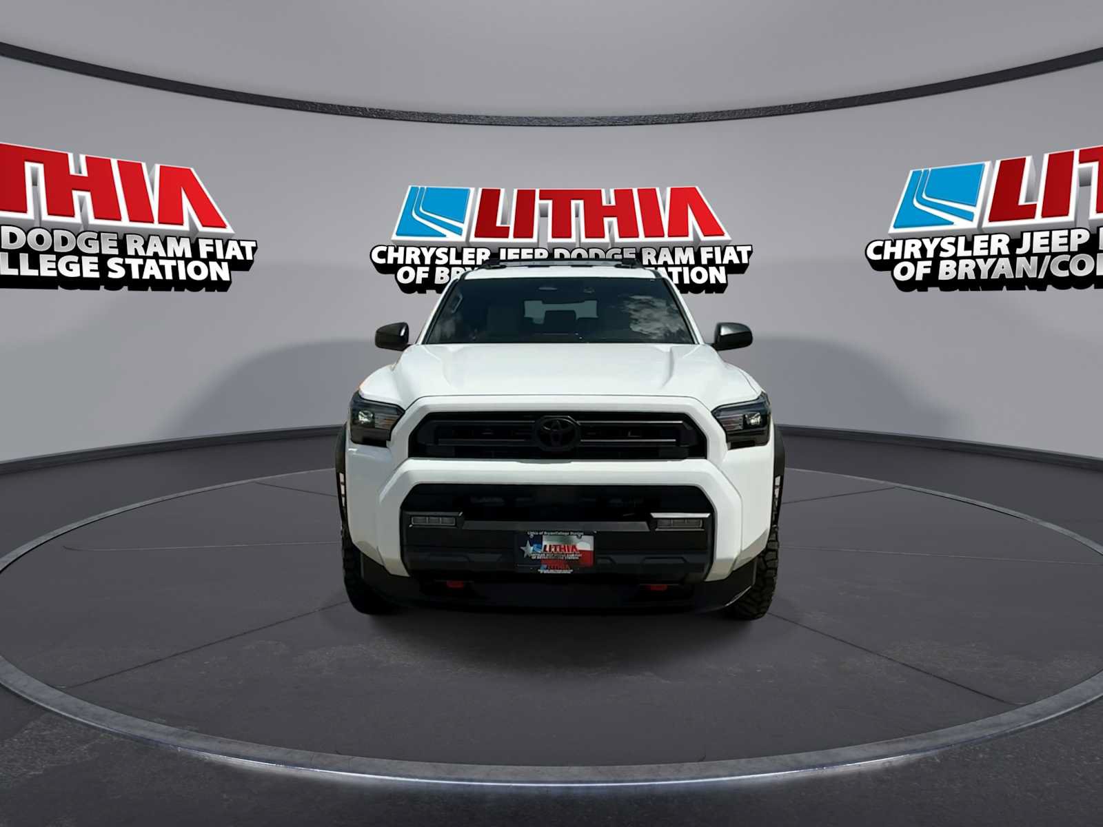 Used 2026 Toyota 4Runner SR5 AWD/4WD image 3