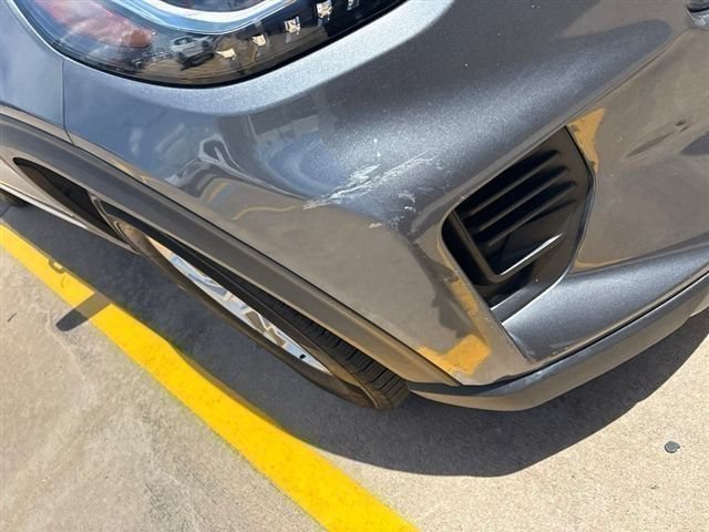 Used 2025 Ford Explorer Active RWD image 10
