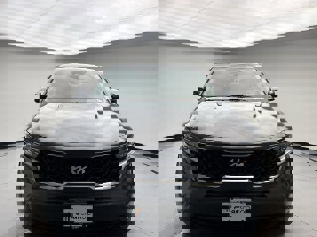 Used 2023 Kia Sorento LX image 8