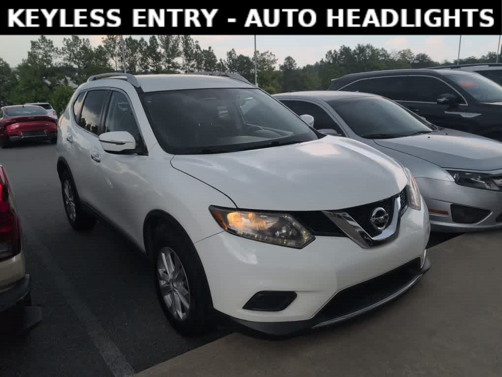 Used 2016 Nissan Rogue SV FWD image 3