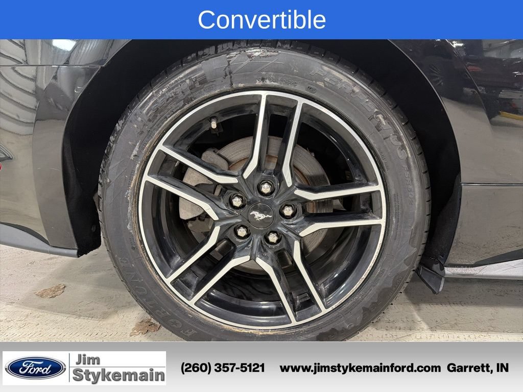 Used 2020 Ford Mustang Premium RWD image 8