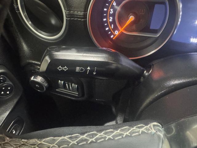 Used 2018 Jeep Wrangler Unlimited Sahara AWD/4WD image 21