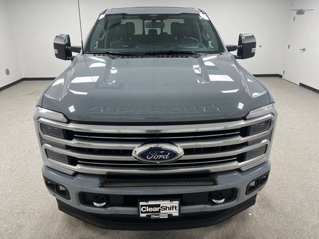 Used 2024 Ford F350 Limited w/ FX4 Off-Road Package AWD/4WD image 3