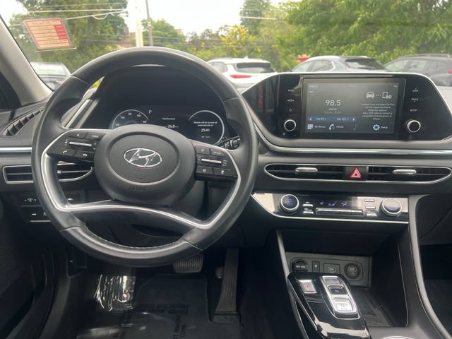 Used 2020 Hyundai Sonata SEL w/ Convenience + Sunroof Package FWD image 11