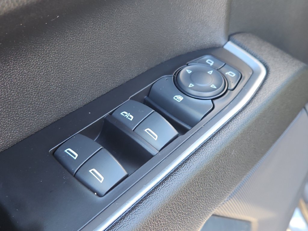 Used 2023 Chevrolet Silverado 1500 LT AWD/4WD image 27