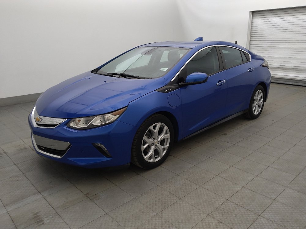 Used 2017 Chevrolet Volt Premier w/ Driver Confidence II Package FWD image 2