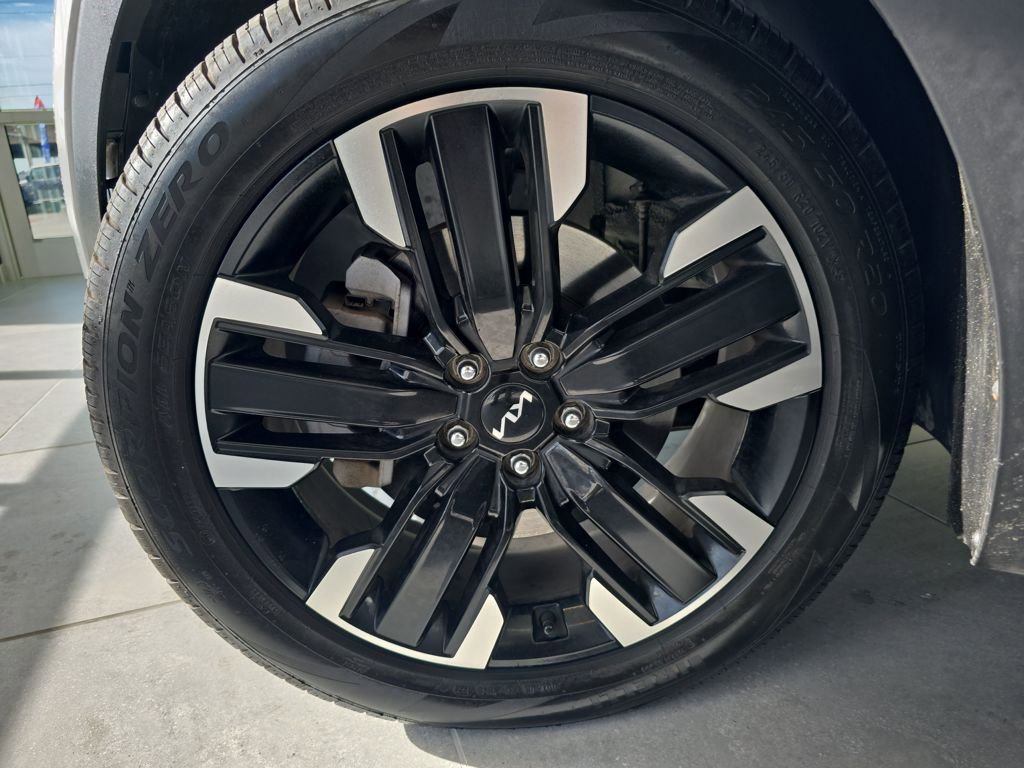 Used 2023 Kia Telluride SX image 37