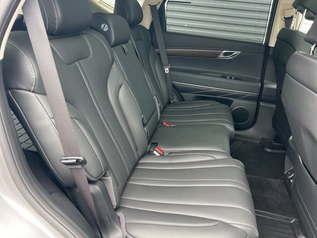 Used 2025 Genesis GV80 2.5T Select image 41