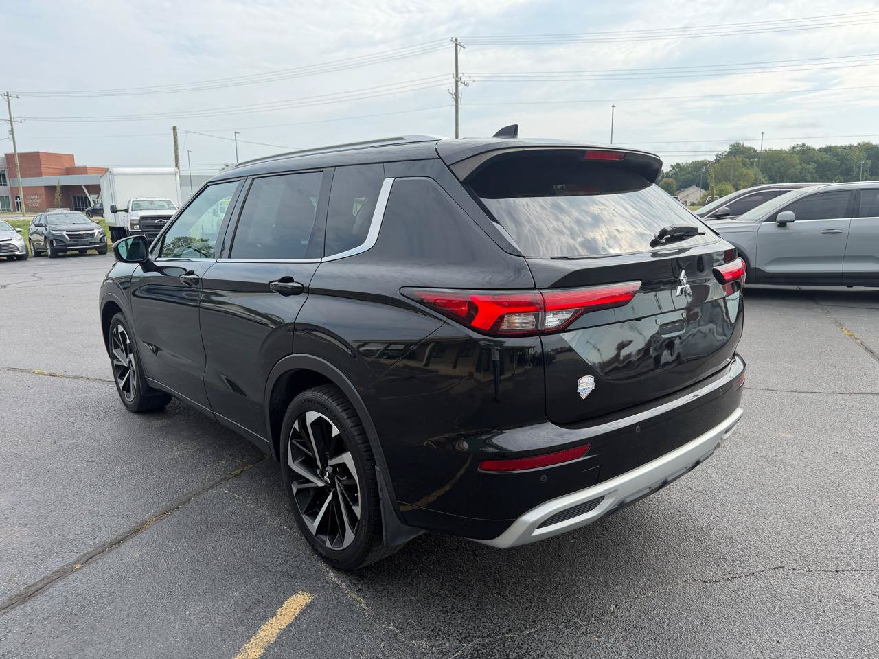 Used 2022 Mitsubishi Outlander SEL AWD/4WD image 4