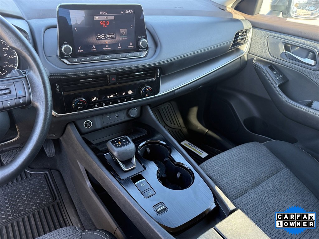 Used 2022 Nissan Rogue SV image 26