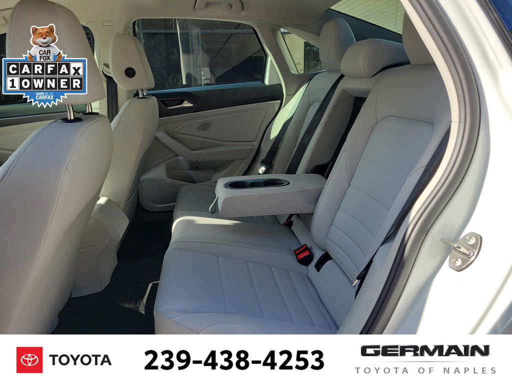 Used 2024 Volkswagen Jetta SE FWD image 19