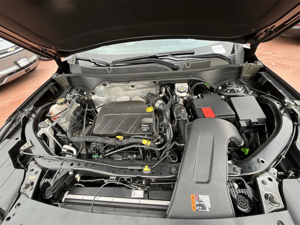 Used 2024 Chevrolet Trax RS w/ Driver Confidence Package image 27