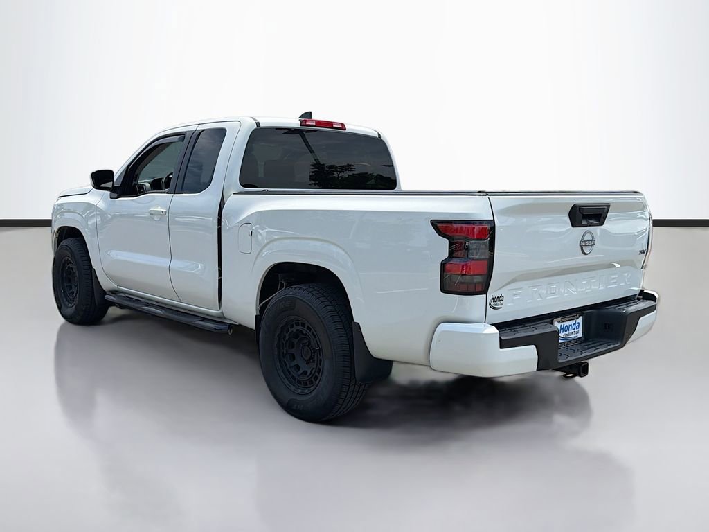 Used 2024 Nissan Frontier SV RWD image 8