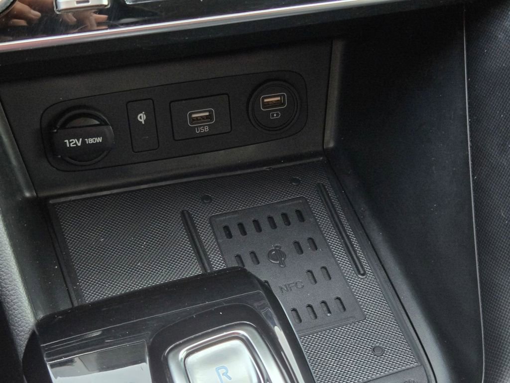 Used 2020 Hyundai Sonata Limited FWD image 22