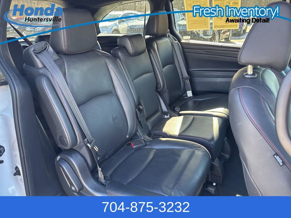 Used 2024 Honda Odyssey Sport image 12