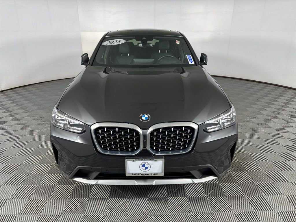 Used 2025 BMW X4 xDrive30i w/ Premium Package image 4