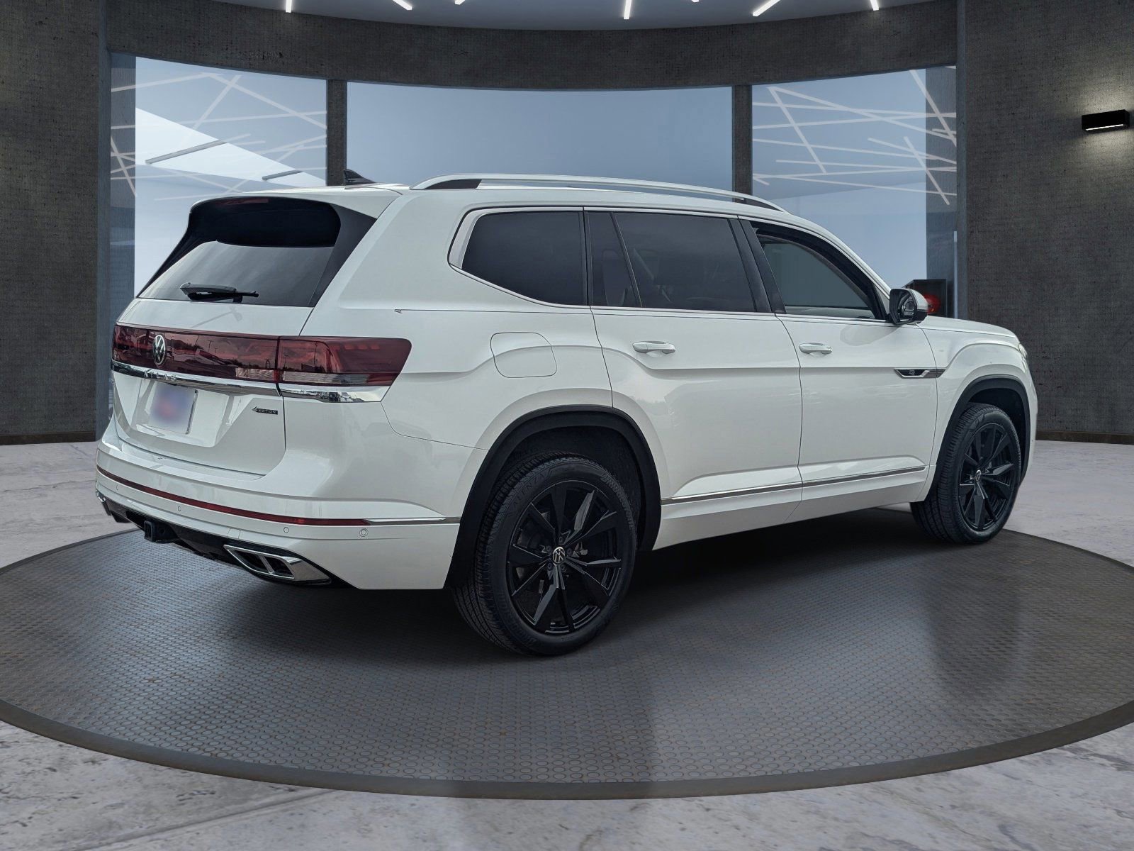 Used 2024 Volkswagen Atlas SEL Premium R-Line image 6