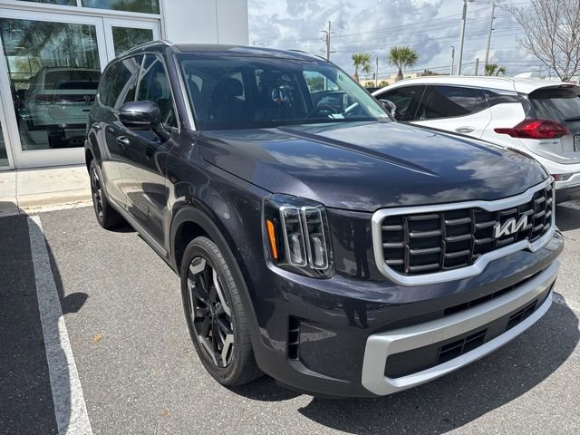 Used 2025 Kia Telluride S image 1