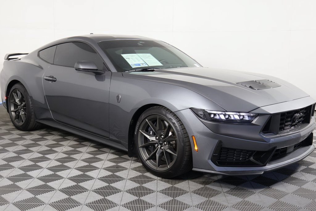Used 2025 Ford Mustang Dark Horse RWD image 3
