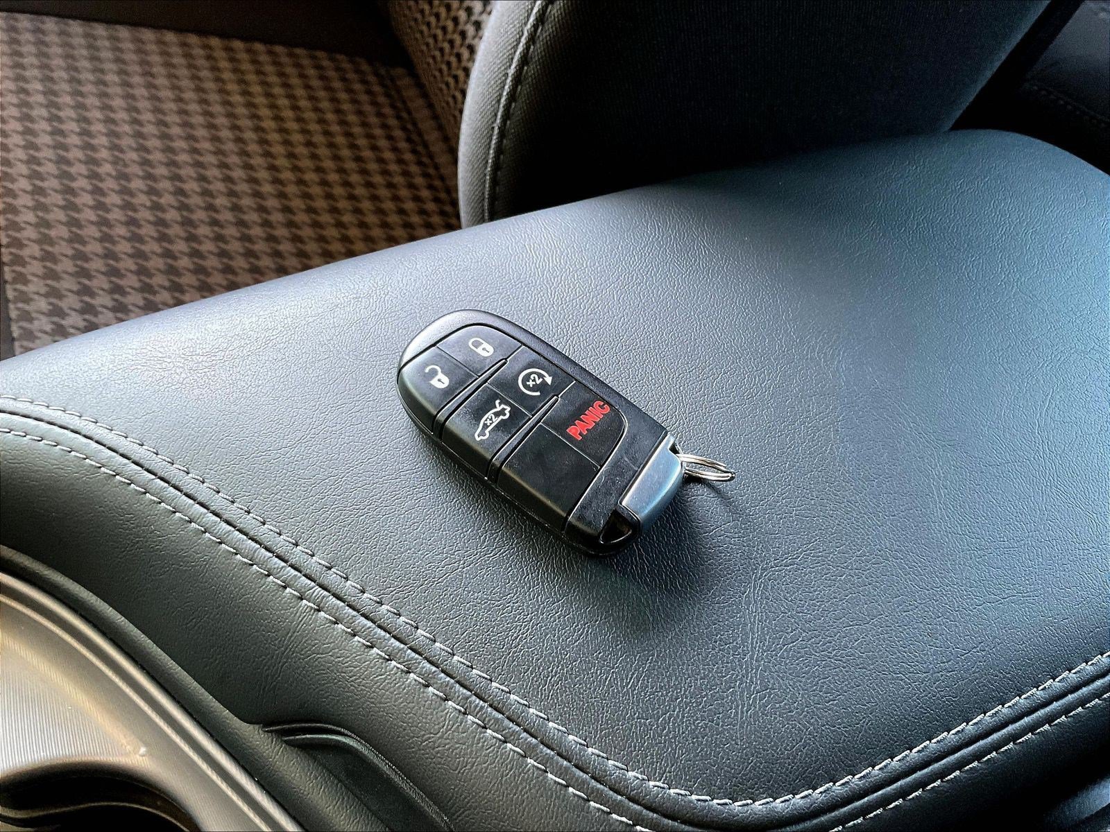 Used 2023 Dodge Challenger R/T Scat Pack RWD image 35