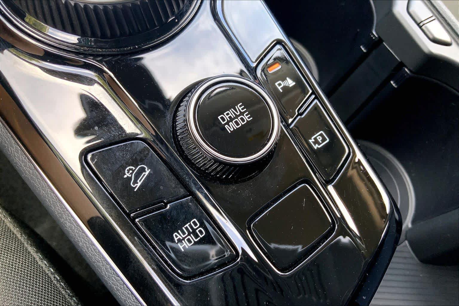Certified 2024 Kia Sportage LX FWD image 29