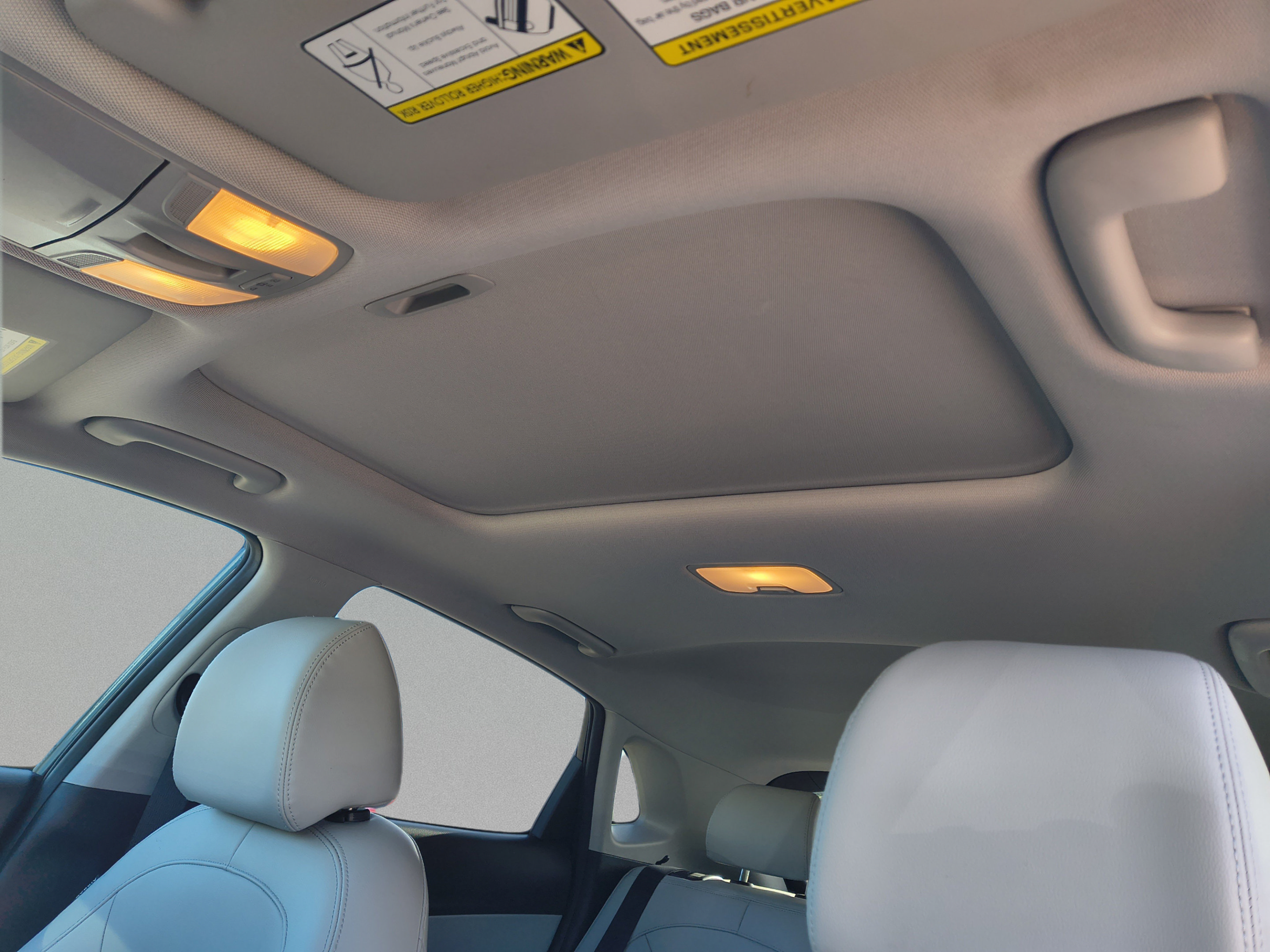Certified 2022 Hyundai Kona Limited FWD image 19