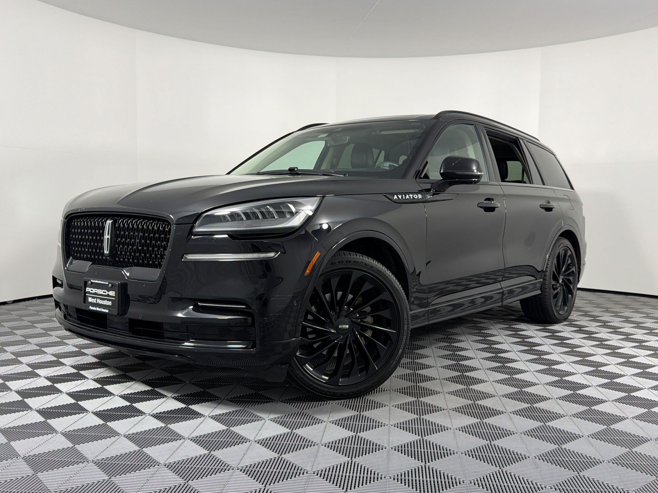 Used 2023 Lincoln Aviator Reserve w/ Equipment Group 201A