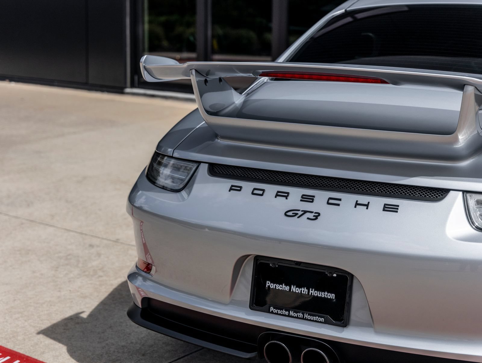 Certified 2016 Porsche 911 GT3 RWD image 13
