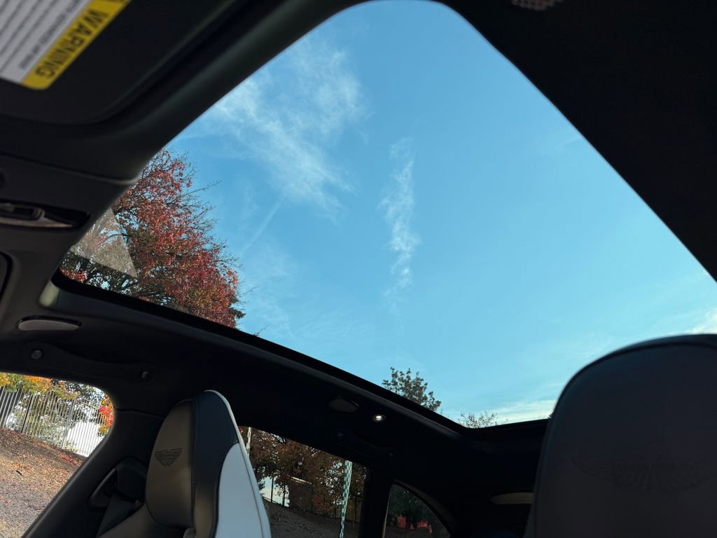 New 2026 Aston Martin DBX 707 image 32