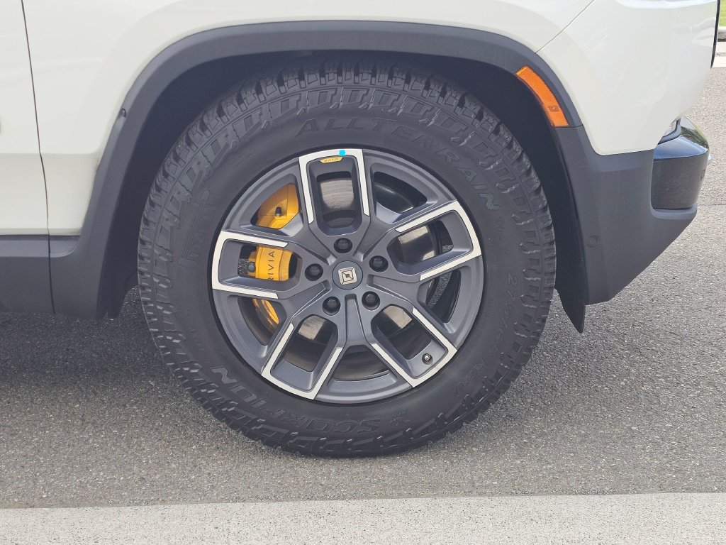 Used 2023 Rivian R1S Adventure Quad AWD/4WD image 9