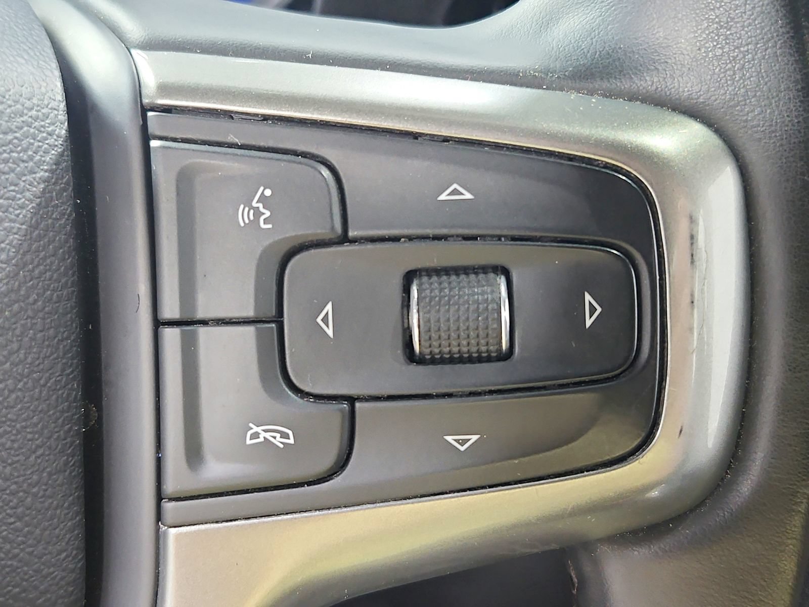 Used 2025 Chevrolet Silverado 2500 LT w/ Trail Boss Package AWD/4WD image 25