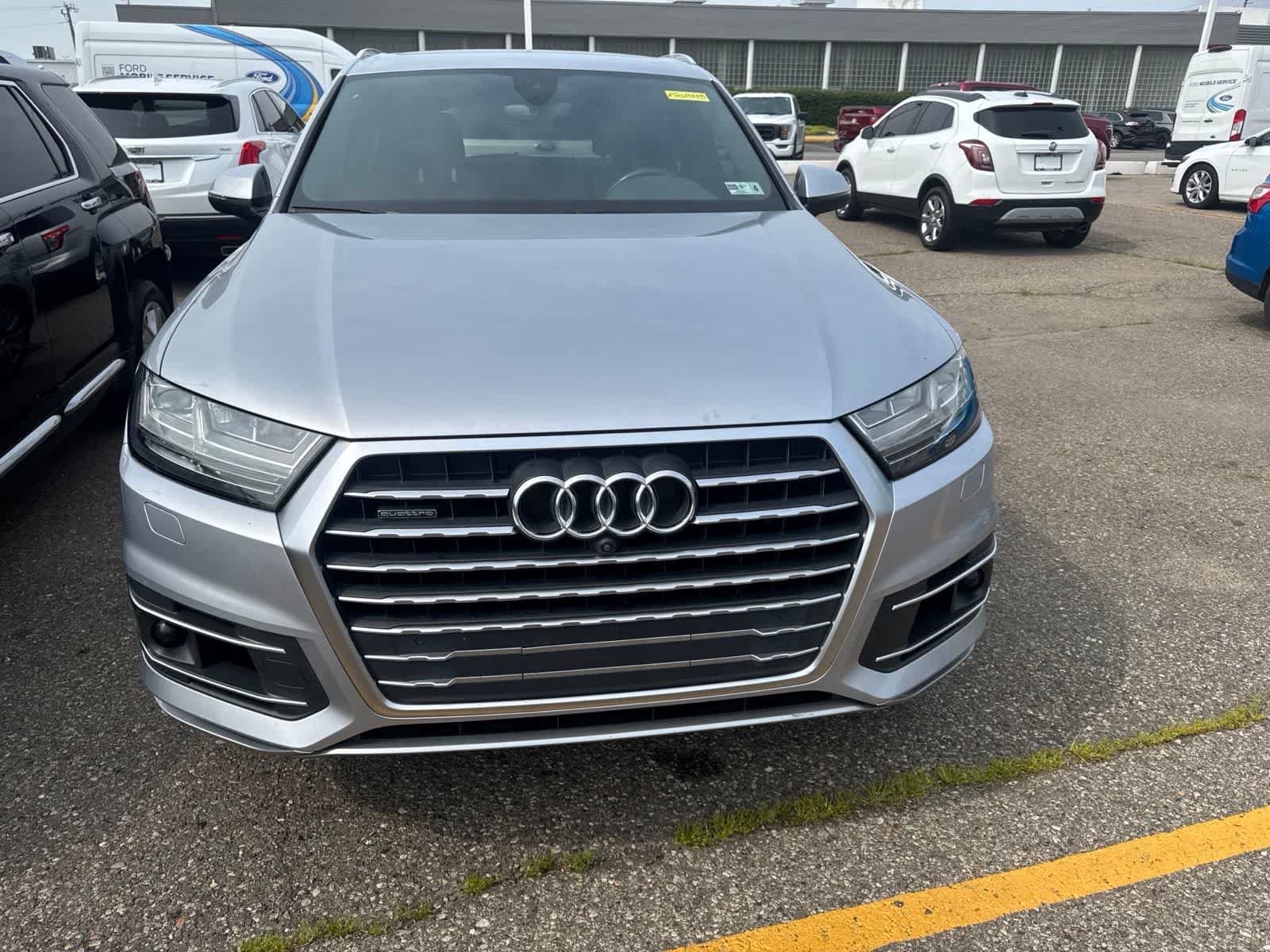 Used 2017 Audi Q7 3.0T Premium Plus w/ Premium Plus Package AWD/4WD image 29