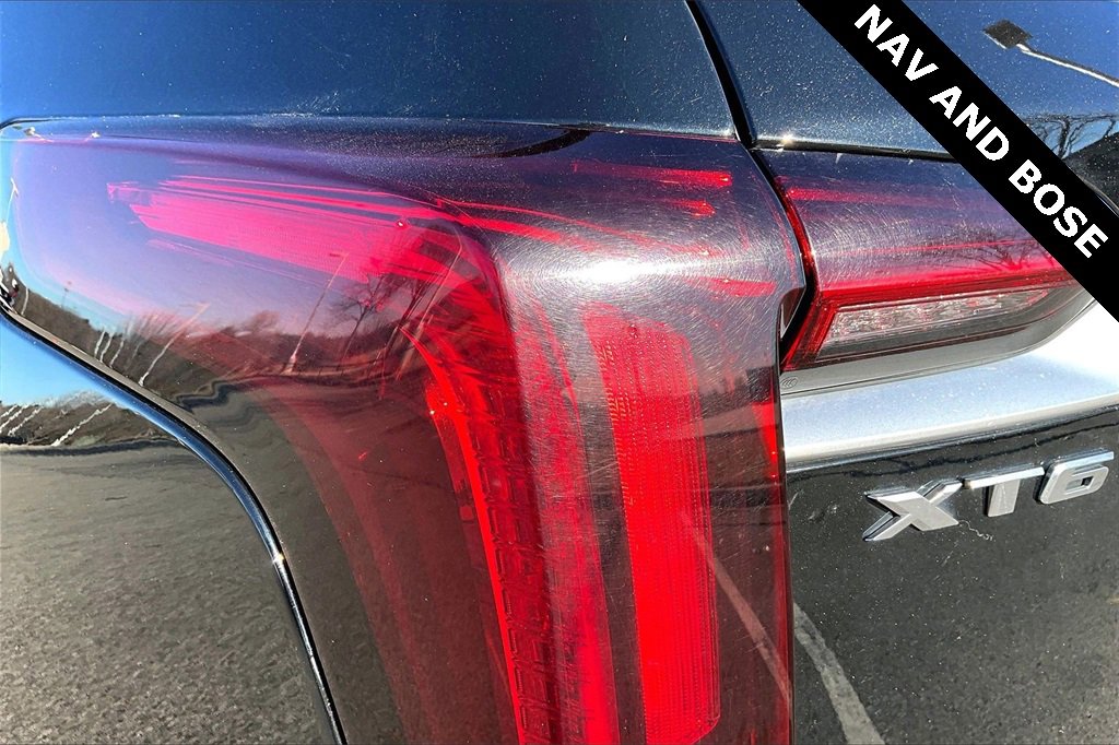 Used 2023 Cadillac XT6 Premium Luxury image 33