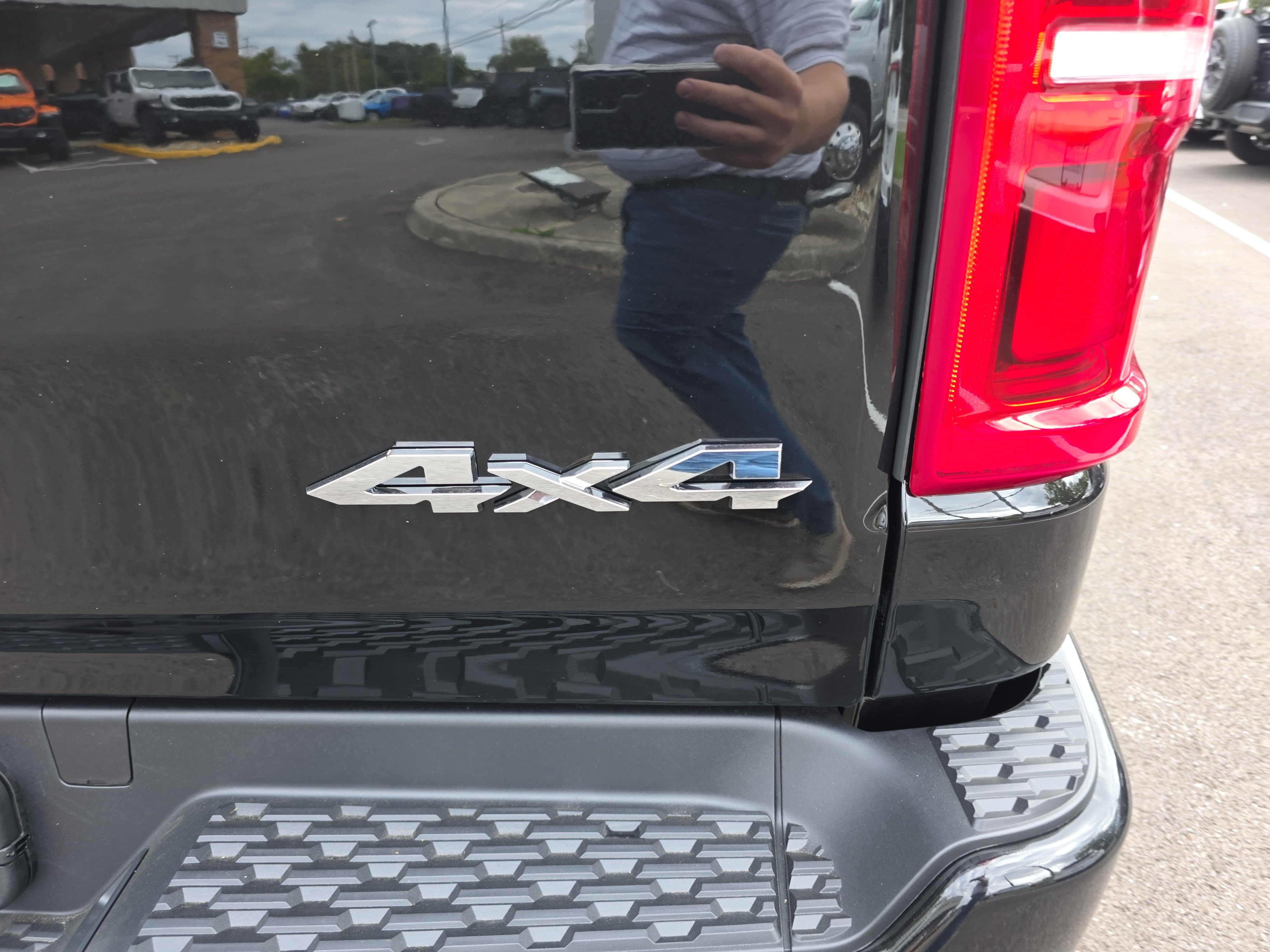 New 2027 RAM 1500 Longhorn AWD/4WD image 37