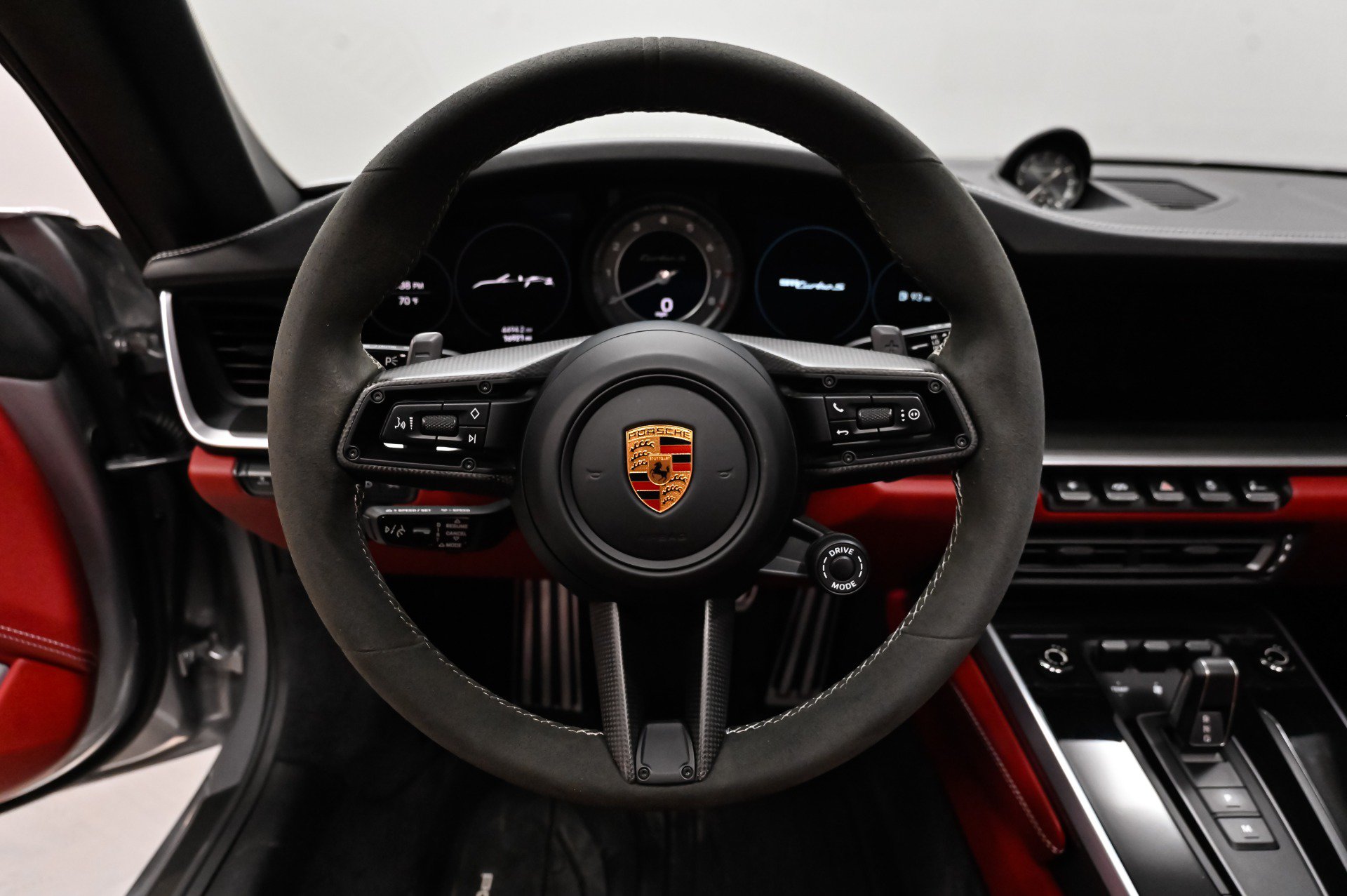 Used 2022 Porsche 911 Turbo S AWD/4WD image 34