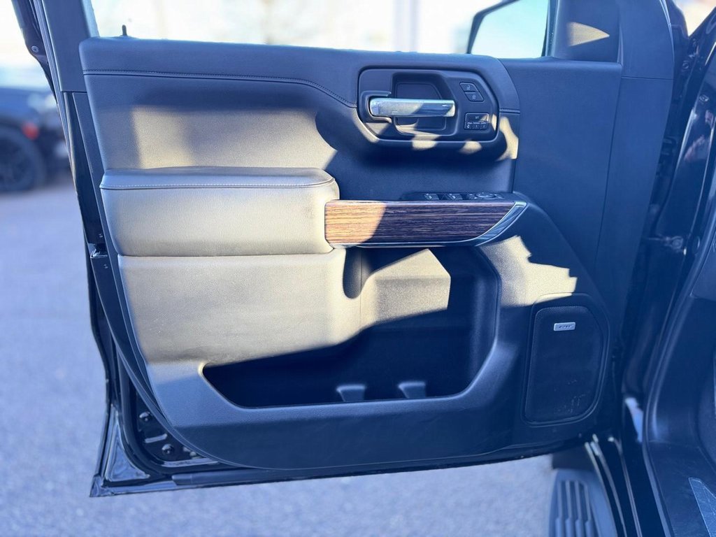 Used 2020 Chevrolet Silverado 1500 High Country image 13