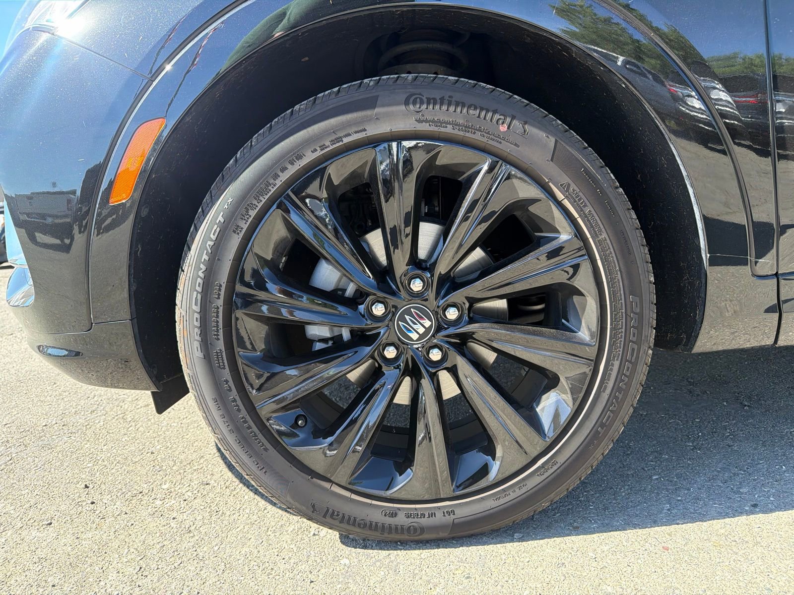 Used 2025 Buick Envista Sport Touring w/ Experience Buick Package image 9