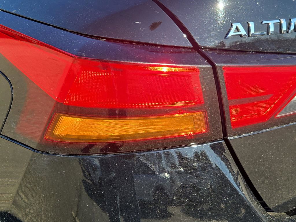 Used 2022 Nissan Altima 2.5 S image 13