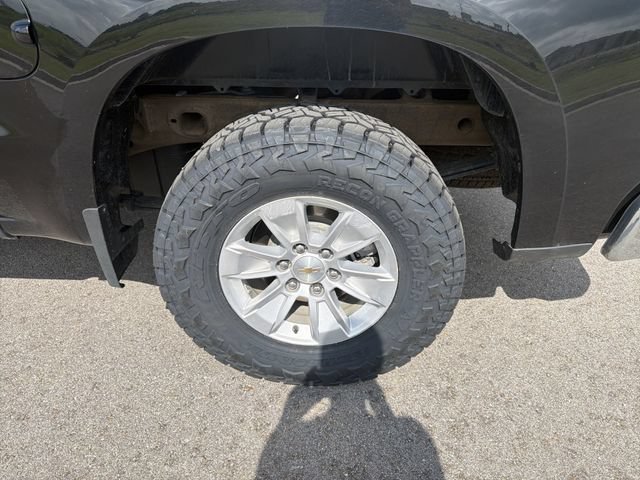 Used 2025 Chevrolet Silverado 1500 LT AWD/4WD image 22