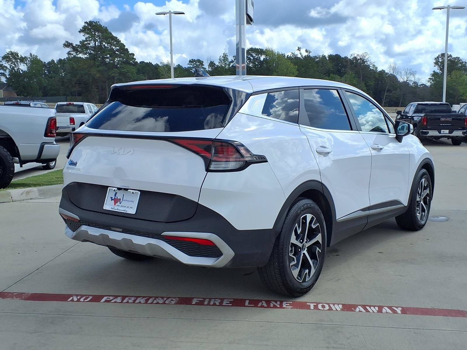 Used 2024 Kia Sportage EX FWD image 6