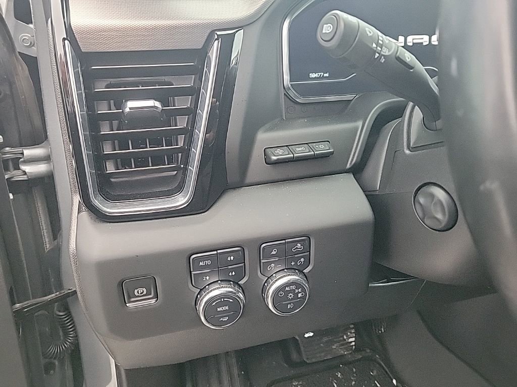 Used 2024 GMC Sierra 1500 Denali w/ Technology Package AWD/4WD image 7