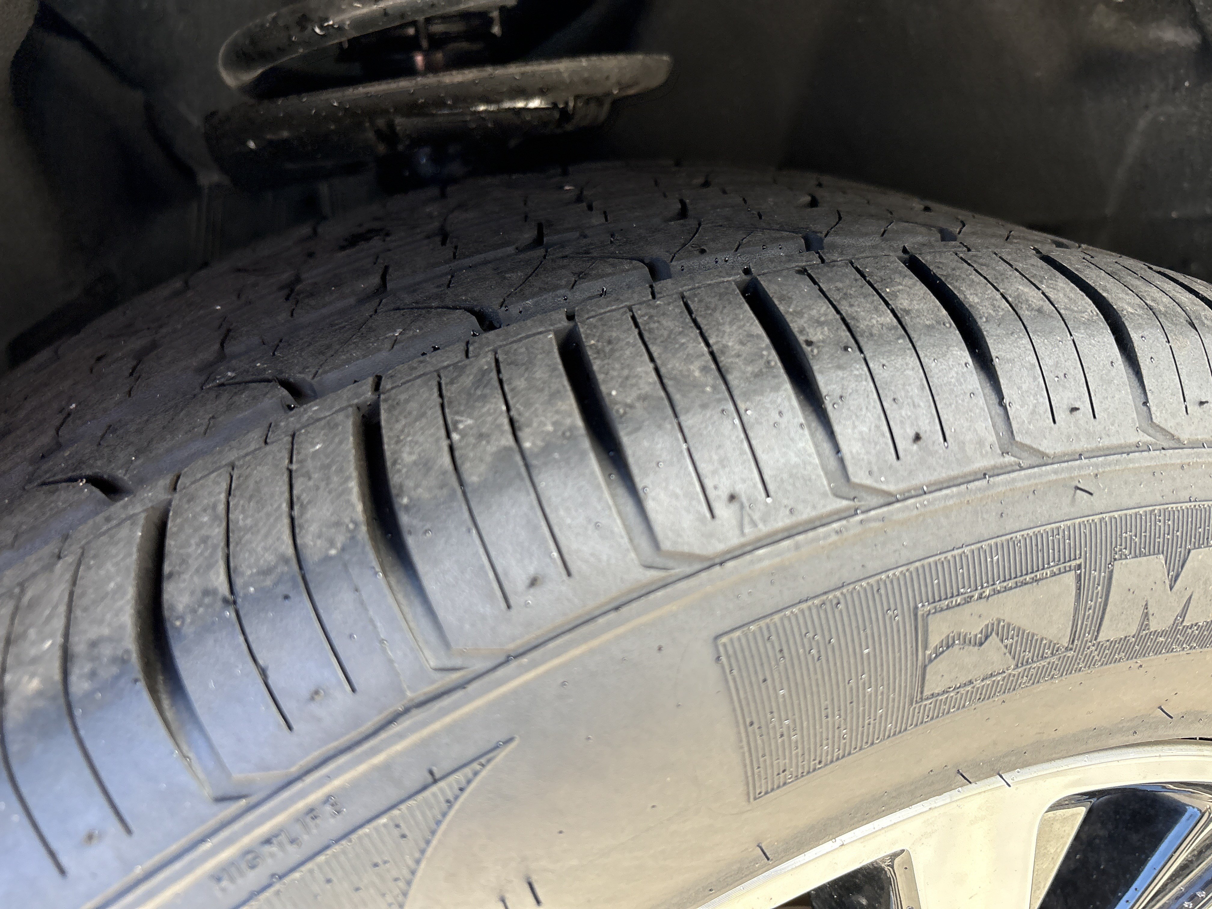 Used 2025 Ford Explorer ST-Line AWD/4WD image 12