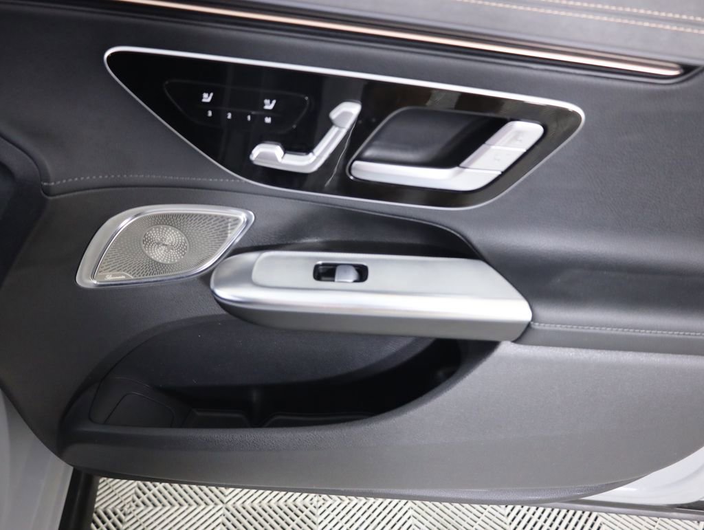 Used 2024 Mercedes-Benz EQE 350+ 4MATIC Sedan image 56