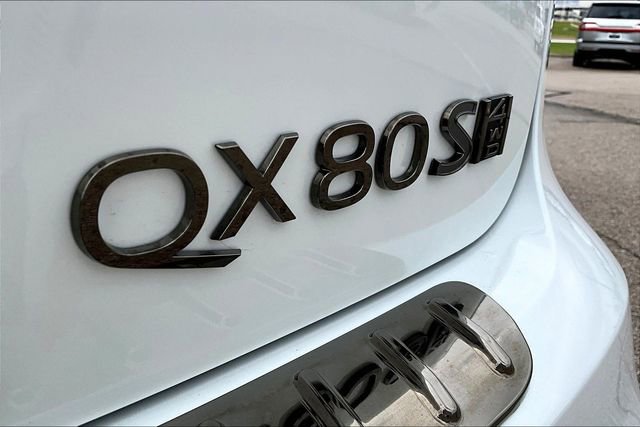 New 2026 INFINITI QX80 4WD image 8