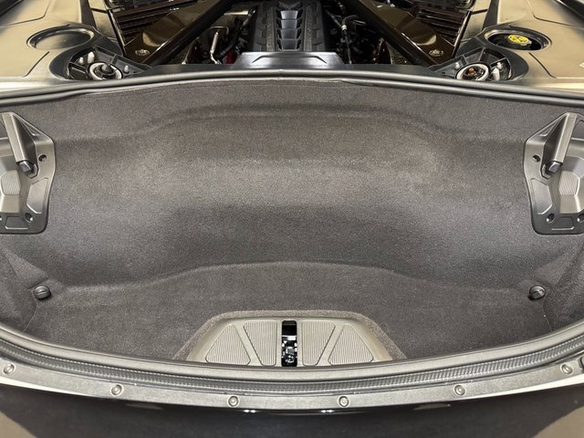 Used 2021 Chevrolet Corvette Stingray Preferred Cpe w/ Z51 Performance Package image 26